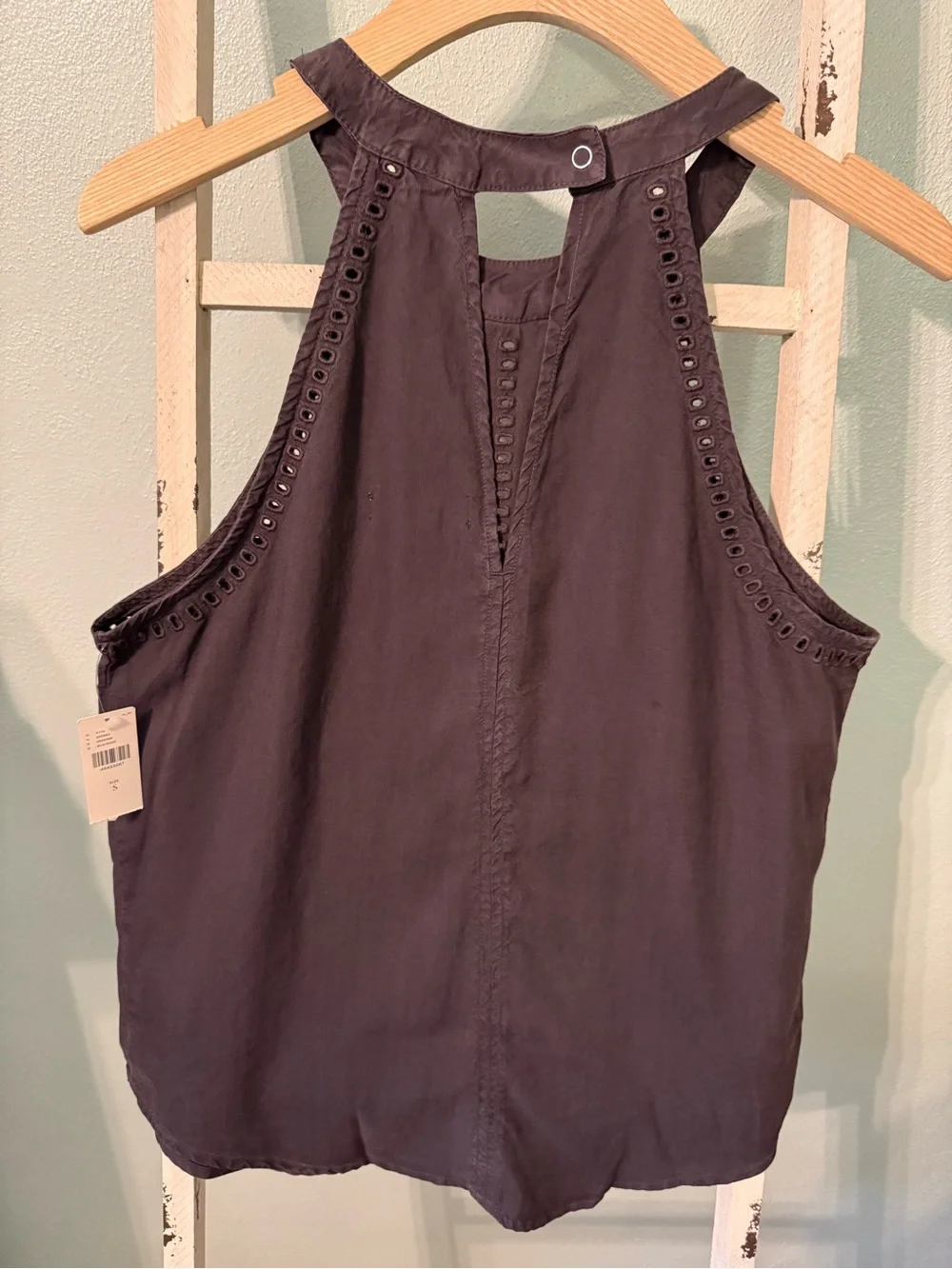 NWT Cloth & Stone Black Noir Eyelet Halter Top Size S Women - Picture 3 of 7